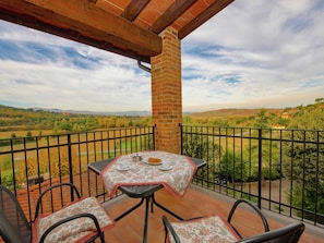 Classic House, 4 Bedrooms | View from property - Air-conditioned Flat With Pool and Wellness Area (Citta della Pieve)
