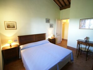 Deluxe House, 1 Bedroom - Beautiful Apartment With Panoramic Swimming Pool (Città di Castello)