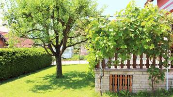 Comfort Apartment, 2 Bedrooms | Garden