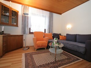 Appartement Confort, 2 chambres | Salle de séjour