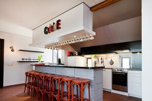 Fridge, microwave, oven, dishwasher - Atmospheric Country House in Asten on a Golf Course (Heusden Gem Asten)