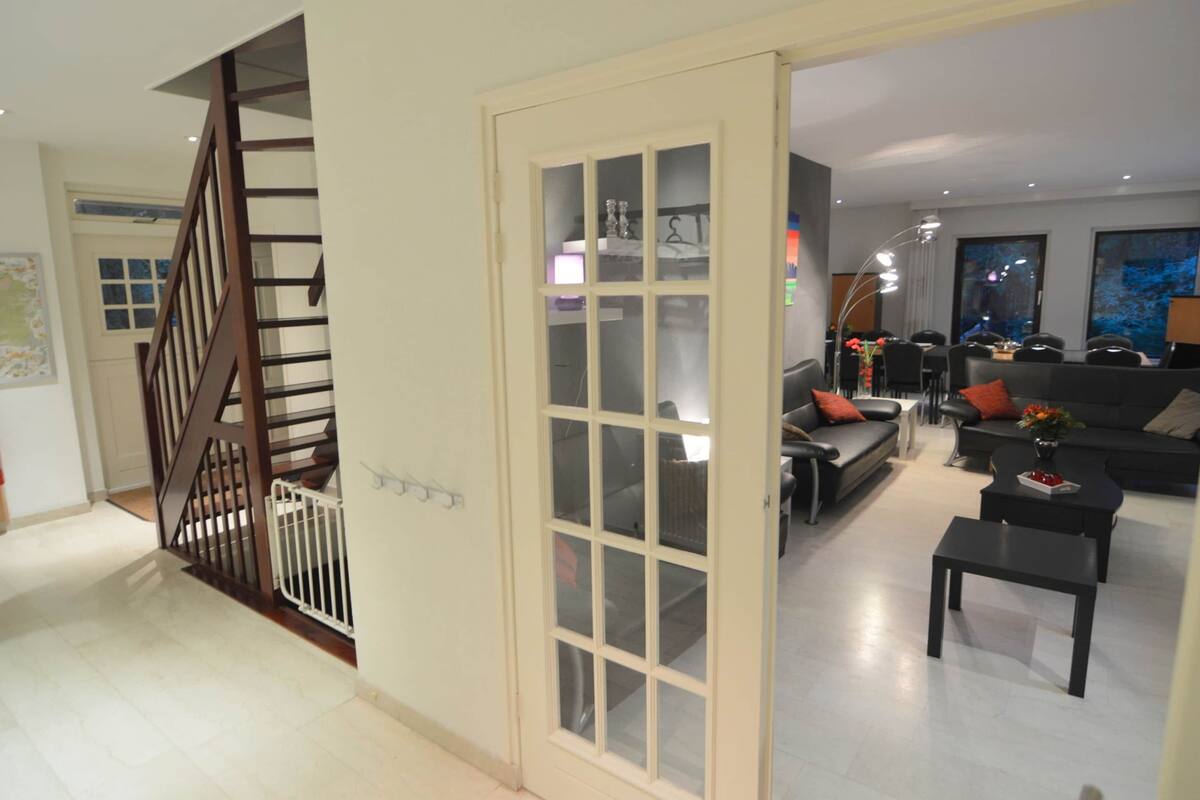 Comfort-Villa, Mehrere Schlafzimmer | Rezeption