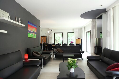 Quaint Villa in Doornspijk With Swimming Pool
