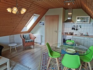 Classic Apartment, 2 Bedrooms | Private kitchen | Fridge, oven, coffee/tea maker, electric kettle