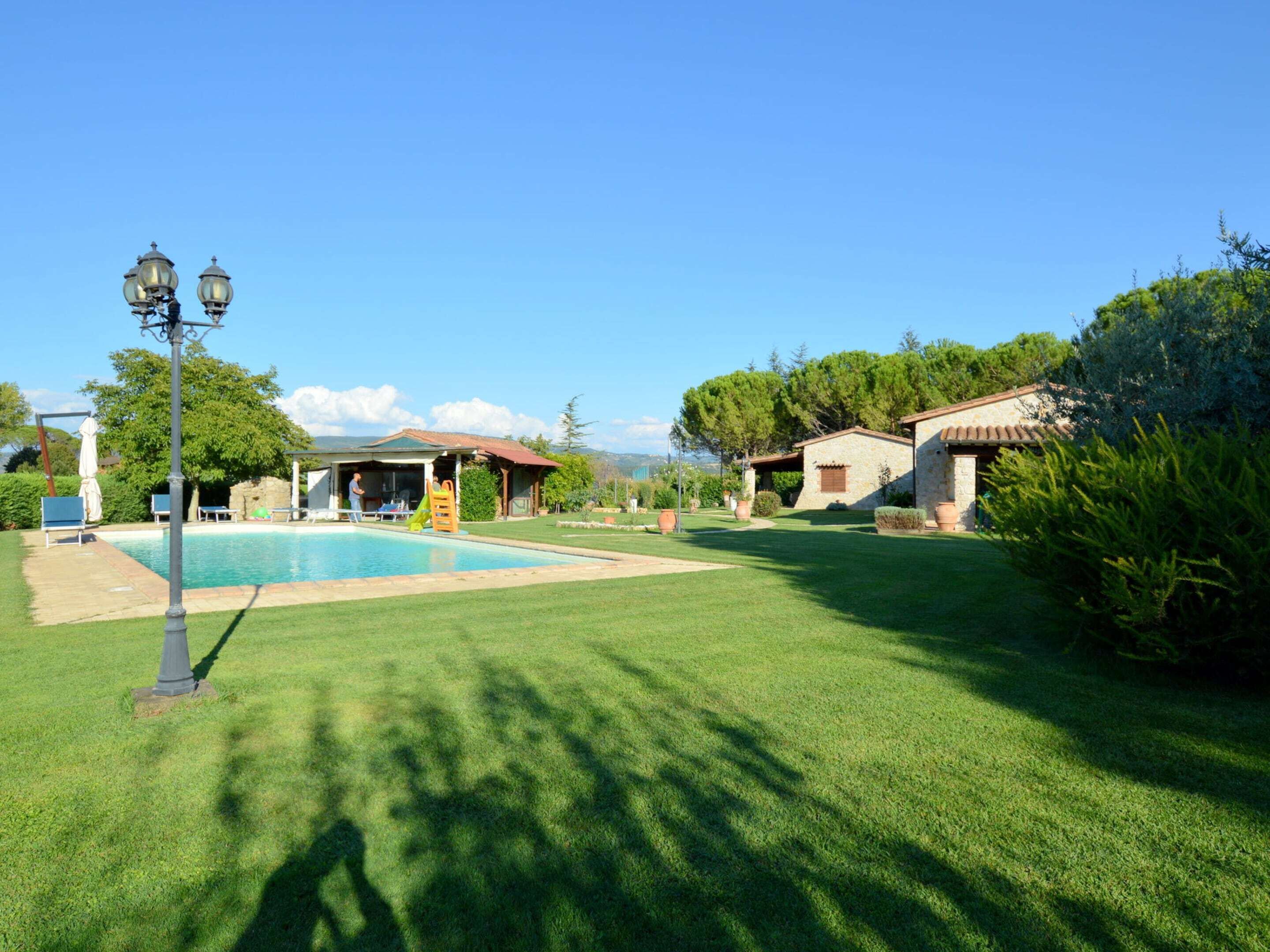 Classic Cottage, 3 Bedrooms | Garden