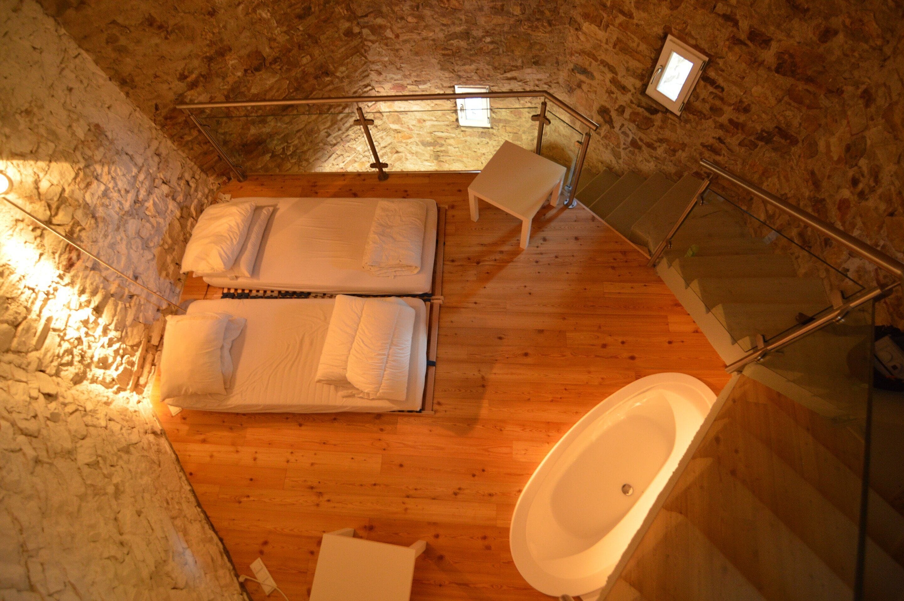 12 bedrooms, individually furnished, bed sheets