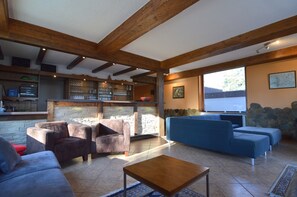 Living room - Pleasant Holiday Home in Kemmenau With Sauna (Bad Ems)