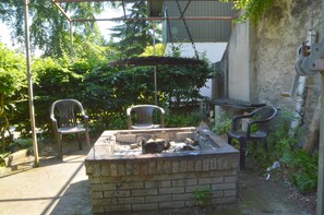 Classic House, 6 Bedrooms | Outdoor dining - Pleasant Holiday Home in Kemmenau With Sauna (Bad Ems)