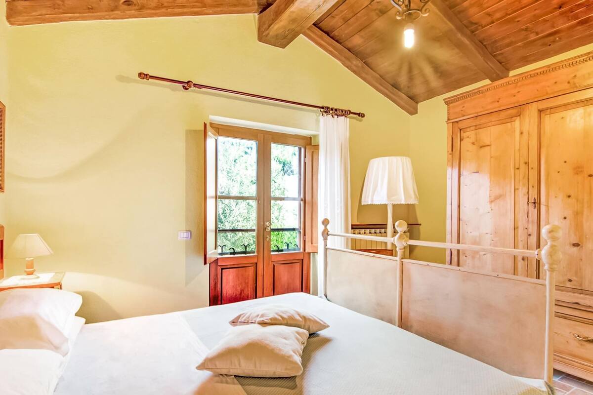 Casa Deluxe, 3 habitaciones | 10 habitaciones, muebles diferentes y ropa de cama