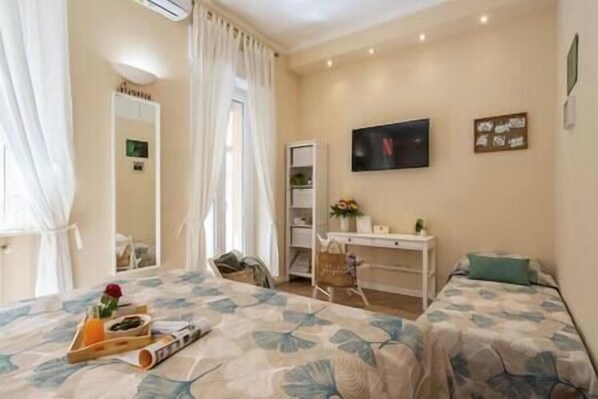 1 quarto, ferros/tábuas de passar roupa, berço de viagem, Wi-Fi