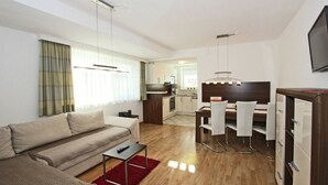 Ảnh chưa phân loại, 5 trong số 72 ảnh, nút