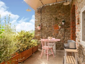 Classic Apartment, 1 Bedroom | Balcony - Nice Apartment in Pian di Sco-campiglia With Sauna (Castelfranco Piandisco)