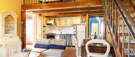 Comfort Apartment, 2 Bedrooms | Living room | Fireplace