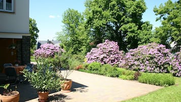 Classic Apartment, 1 Bedroom | Balcony