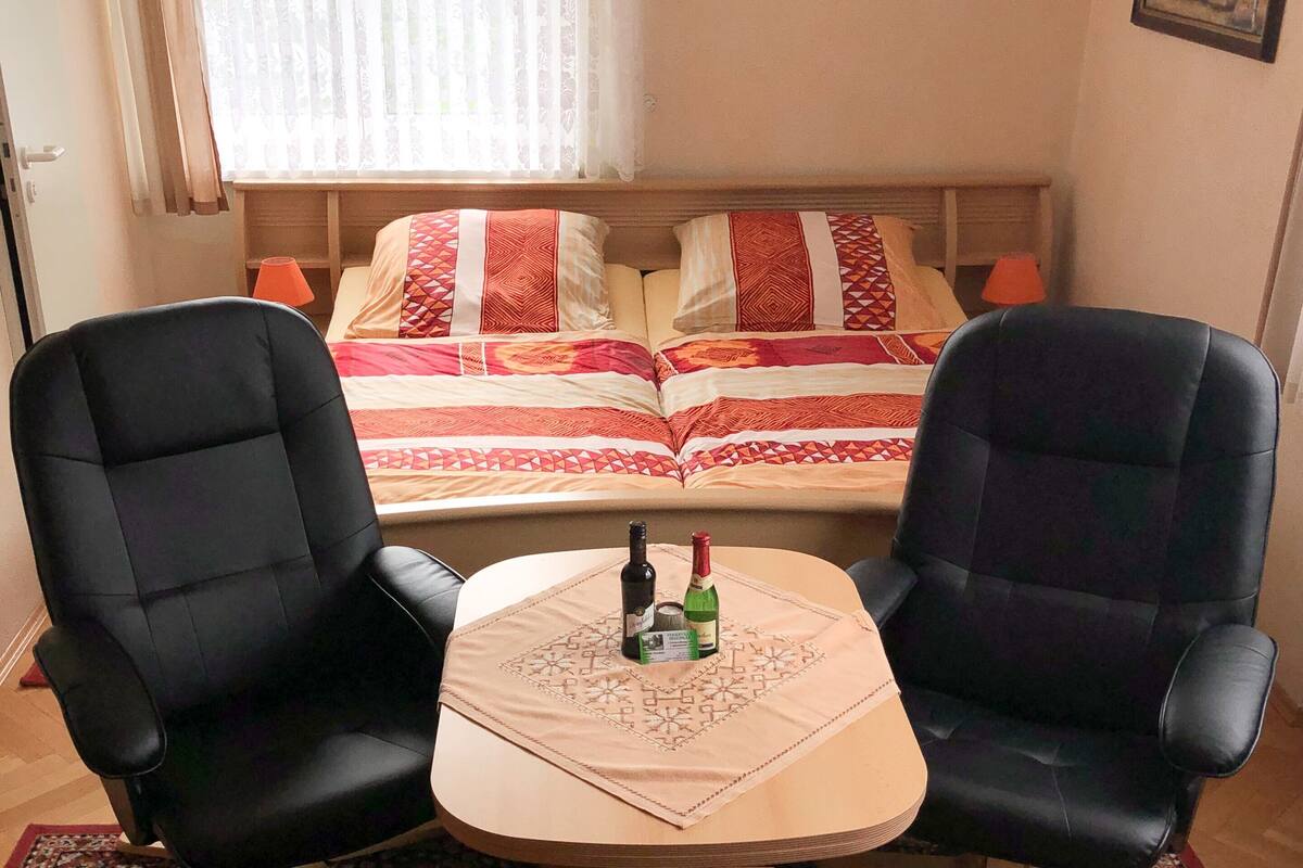Classic-Apartment, 1 Schlafzimmer | Wohnzimmer