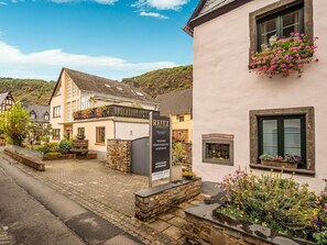 View from property - Alluring Apartment in Ernst With Terrace and Garden (Ernst)