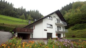 Classic-Apartment, 2 Schlafzimmer | Außenbereich