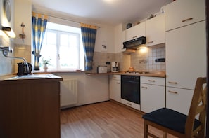 Oven, stovetop, coffee/tea maker