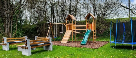 Comfort House, Multiple Bedrooms | Garden