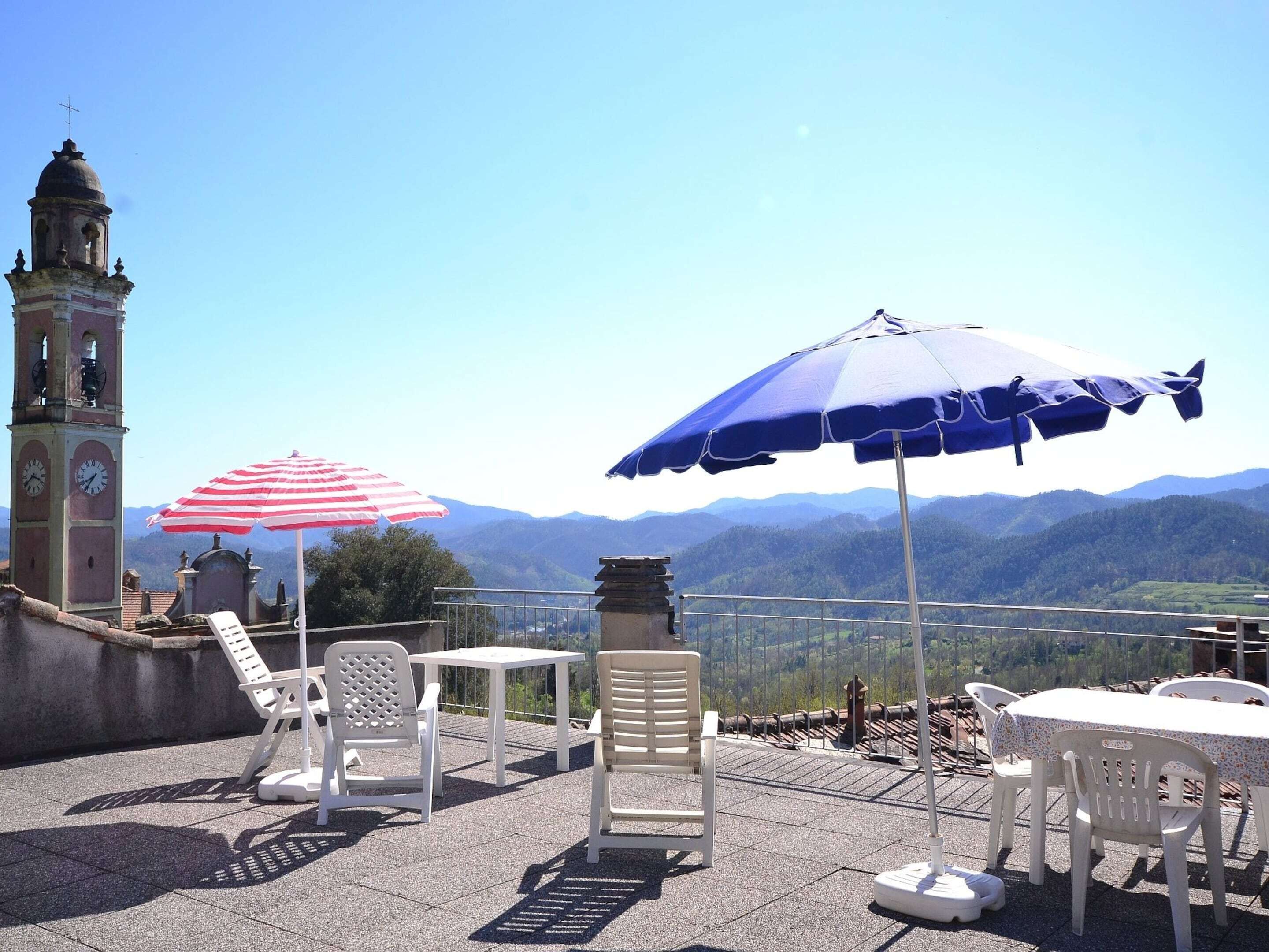 Comfort House, 2 Bedrooms | Balcony