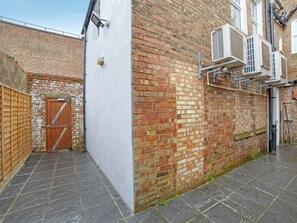 Classic Apartment, 1 Bedroom | Exterior