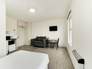 Living room - Comfortable Apartment in London Near Tooting Market (London)