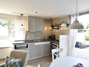 Classic House, 2 Bedrooms | Private kitchen | Fridge, microwave, dishwasher, coffee/tea maker