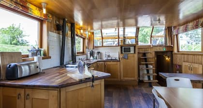 Cushy Boat in Merkem With Terrace