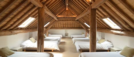 19 bedrooms, individually furnished, bed sheets