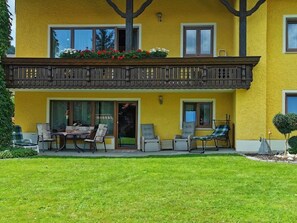 Classic Apartment, 2 Bedrooms | Garden - Scenic Apartment With Balcony, Garden, Deckchairs, Barbecue (Gleissenberg)