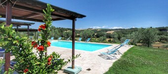 Lovely Farmhouse in Asciano With Swimming Pool