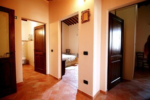 Comfort huis, 4 slaapkamers | 8 slaapkamers, individueel gemeubileerd, beddengoed