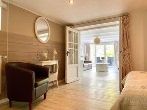 Comfort House, 5 Bedrooms | 6 bedrooms, individually furnished
