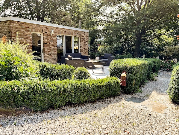 Classic House, 2 Bedrooms | Garden - Suave Holiday Home in Stavelot With Infrared Sauna (Stavelot)
