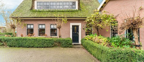 Klassiek appartement, 4 slaapkamers | Exterieur