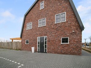 Comfort House, 5 Bedrooms | Exterior - Spacious Holiday Home Hazenborgh in Callantsoog Near Beach (Callantsoog)
