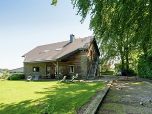 Casa clássico, vários quartos | Fachada