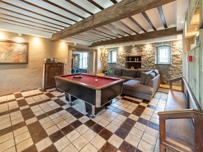 Comfort House, Multiple Bedrooms | Living room - Luxury Holiday Home in Melreux-hotton With Sauna (Hotton)