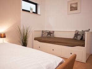Classic Apartment, 2 Bedrooms - Large Apartment Near Ski Area in Winterberg Germany (Winterberg)