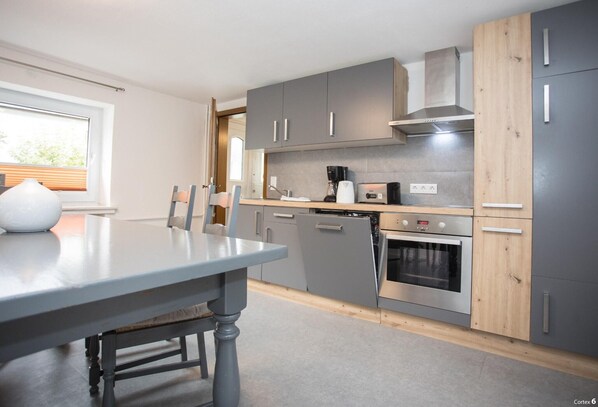 Appartement Confort, 3 chambres | Cuisine privée