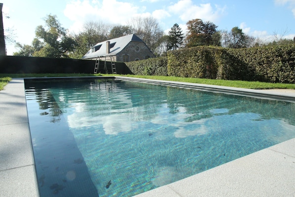 Classic House, 5 Bedrooms | Pool