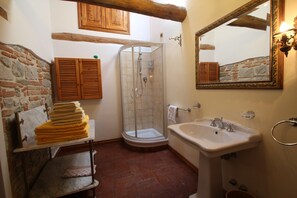 Kombinert dusj/badekar