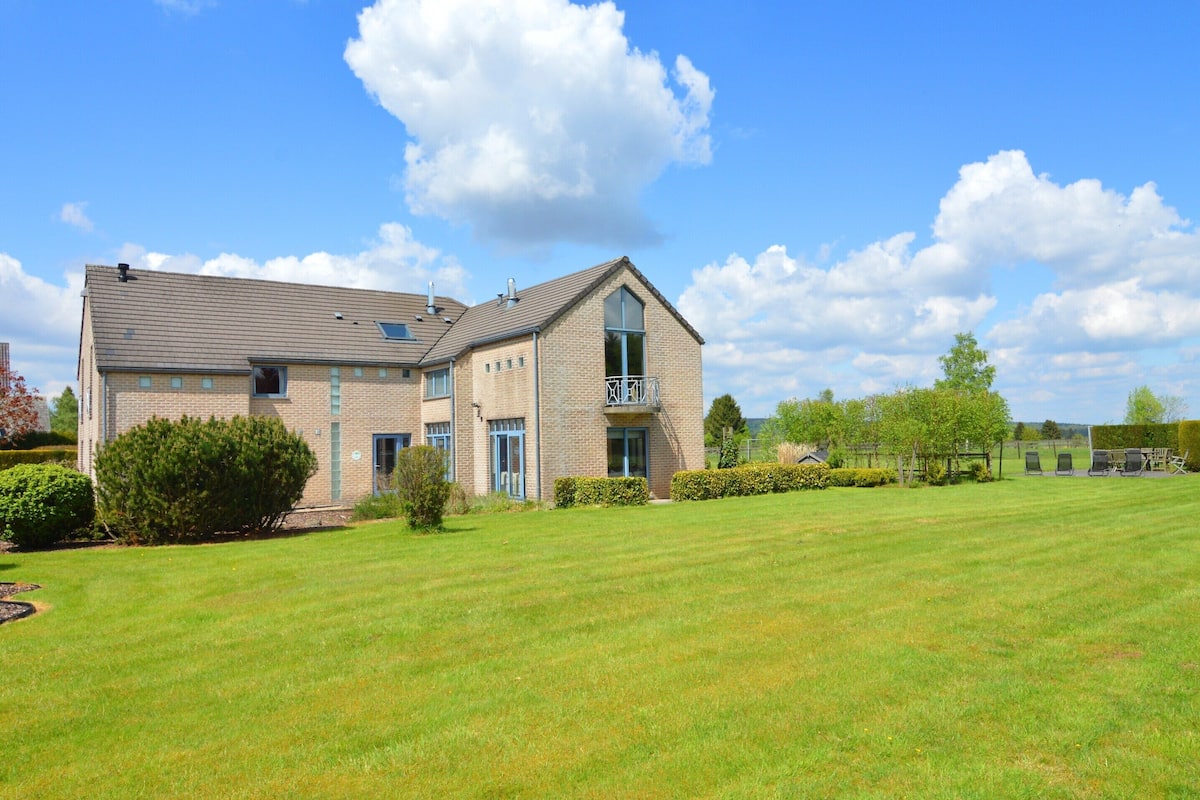 Villa Confort, varias habitaciones | Exterior