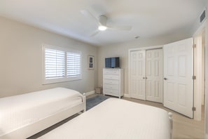 3 bedrooms, free WiFi, bed sheets