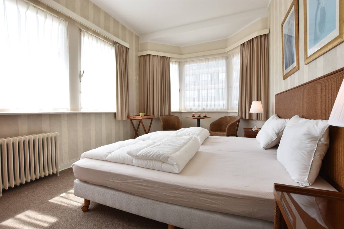 18 bedrooms, individually furnished