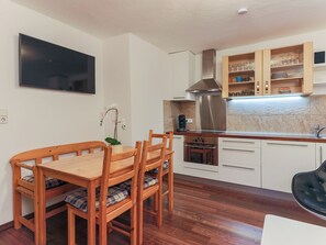 Comfort-Apartment, 2 Schlafzimmer | Speisen
