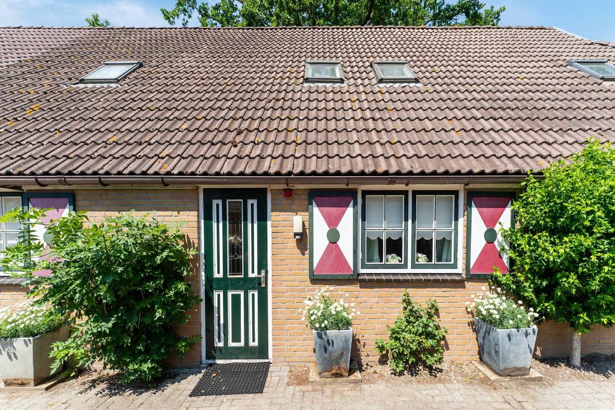 Classic House, 3 Bedrooms | Reception