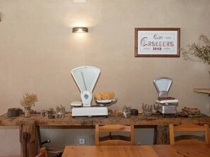 Interior detail - Rural Castle in Bellprat With Terrace (Bellprat)