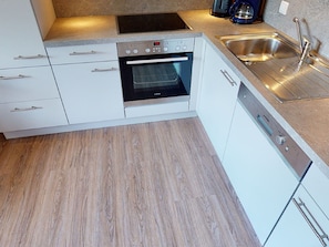 Apartemen Klasik, 3 kamar tidur | Dapur pribadi | Lemari es, microwave, oven, dan mesin pencuci piring
