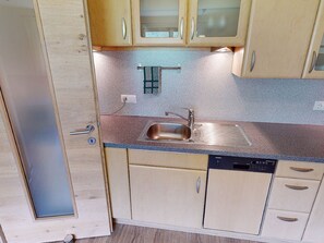 Classic House, 5 Bedrooms | Private kitchen | Fridge, microwave, oven, dishwasher - Idyllic Apartment in Stumm With Panoramic View (Stumm)